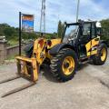 CAT TH220B TELEHANDLER